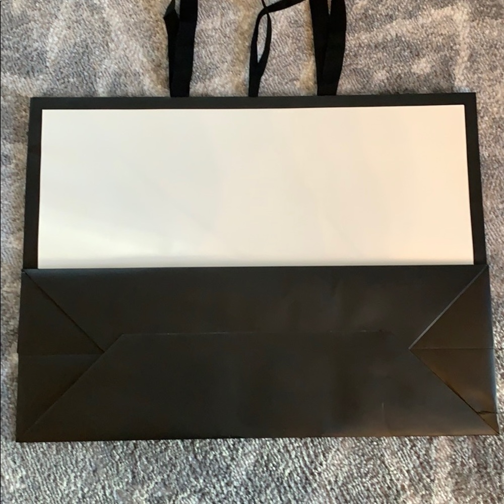 Gucci paper shopping bag - Picture 8 of 11
